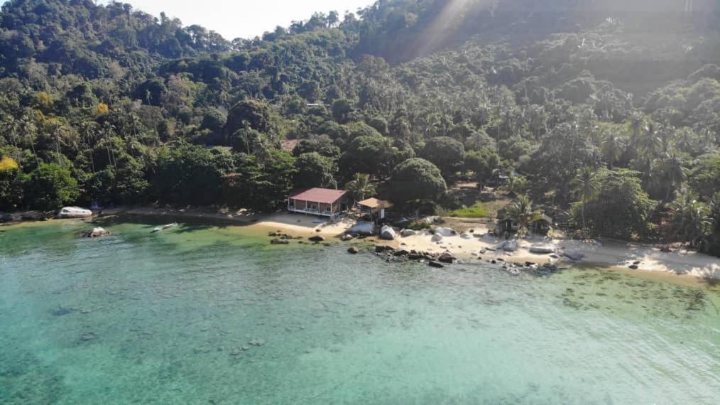 Bungkil Place Hotel Tioman island Exterior photo