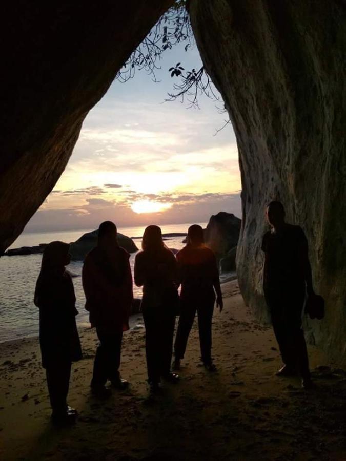 Bungkil Place Hotel Tioman island Exterior photo